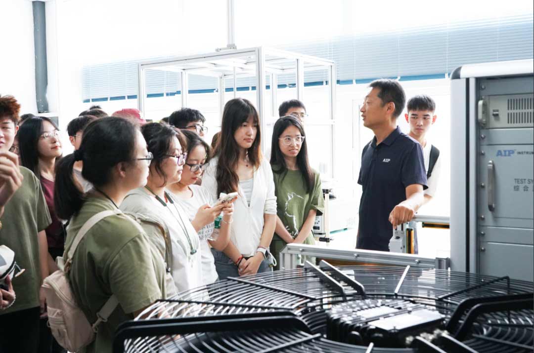 中国石油大学（华东）师生走进zoty中欧智能，携手共促产学研深度融合