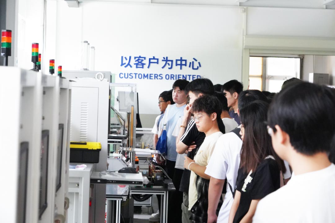 中国石油大学（华东）师生走进zoty中欧智能，携手共促产学研深度融合